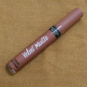 WANTED - Cream lip stain